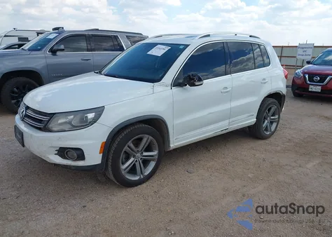 2017 Volkswagen Tiguan 2.0T Sport z USA, uszkodzony, nr VIN WVGTV7AX5HW506186
